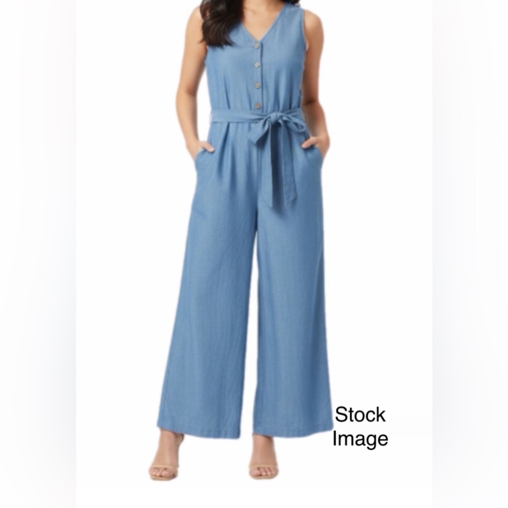 Sleeveless Jumpsuit with Tie Waist and POCKETS! CupShe brand, size Medium. EUC.